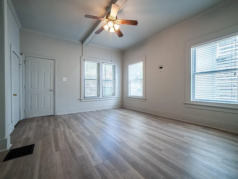 35 S Rembert St — Photo 18
