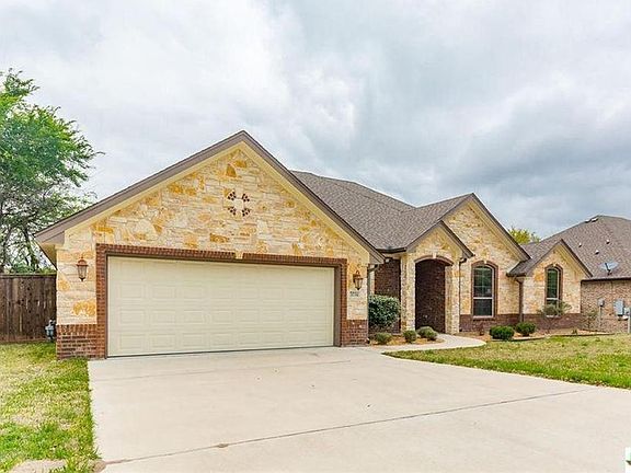 2nd image of 7034 Chimney Hill Dr