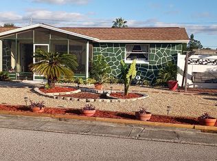 3339 Eisenhower Dr, Holiday, FL 34691