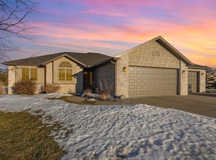 2545 Liney Ln, Kawkawlin, MI 48631