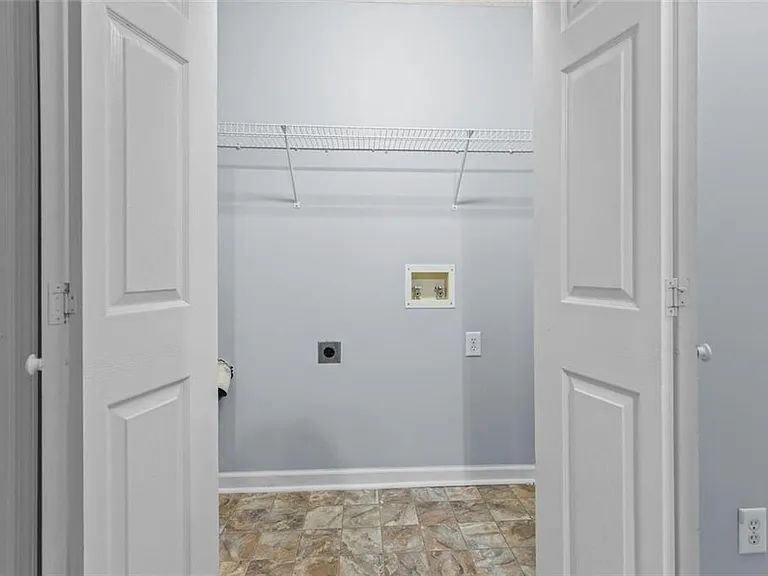 2510 Fort Daniels Dr NE — Photo 24