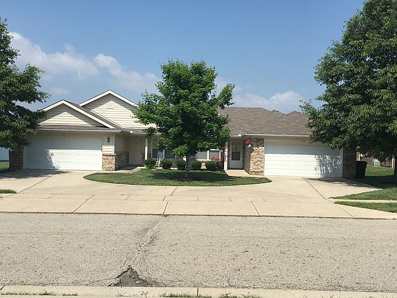 2nd image of 144A Clubhouse Ln