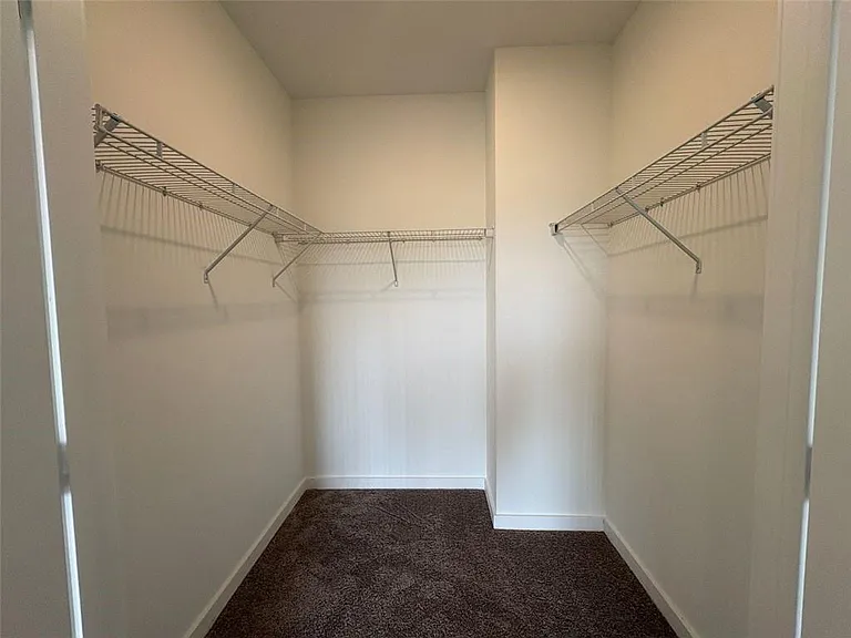 525 Parkway Dr NE #510 — Photo 16