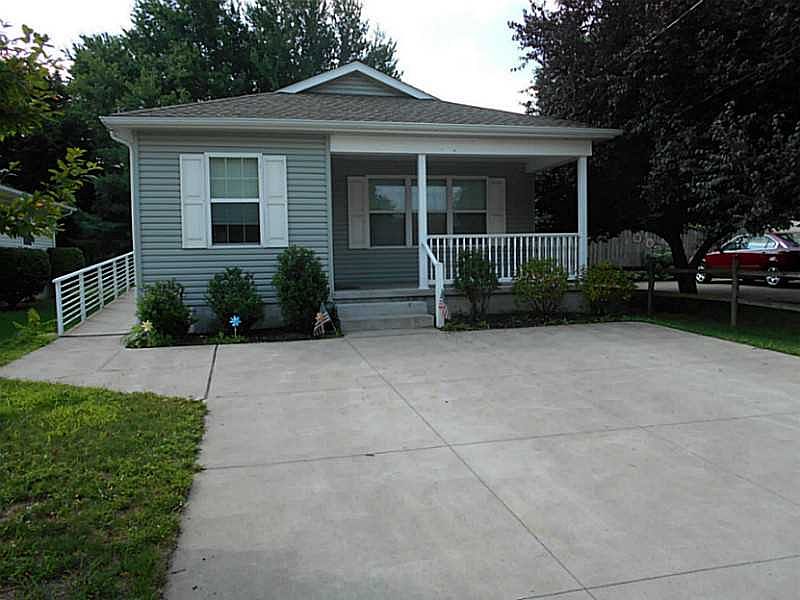 1st image of 2639 W 23rd St