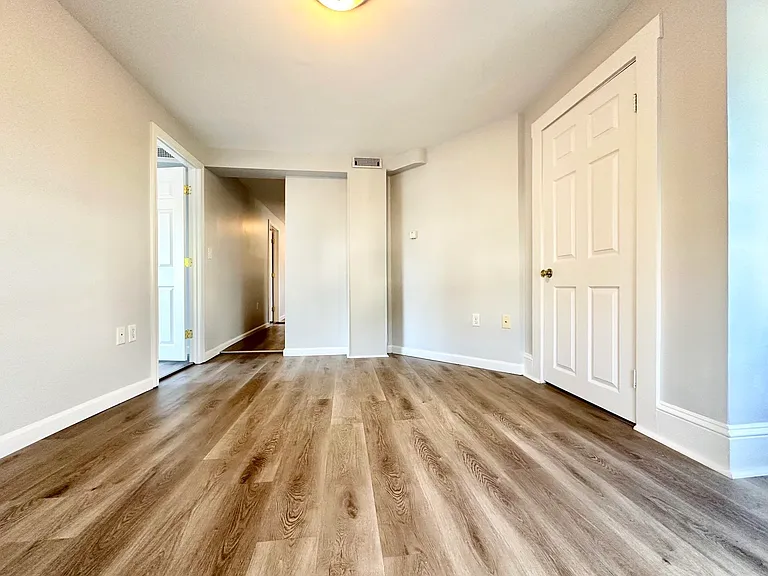 40 Morgan St #2 — Photo 5
