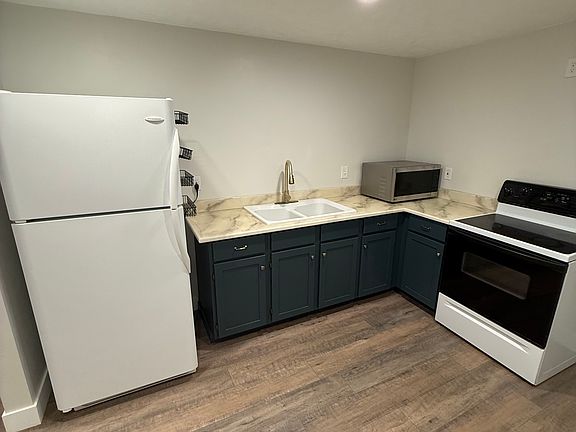 5th image of 645 W 920 N