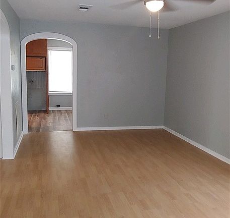5th image of 603 S 16th St