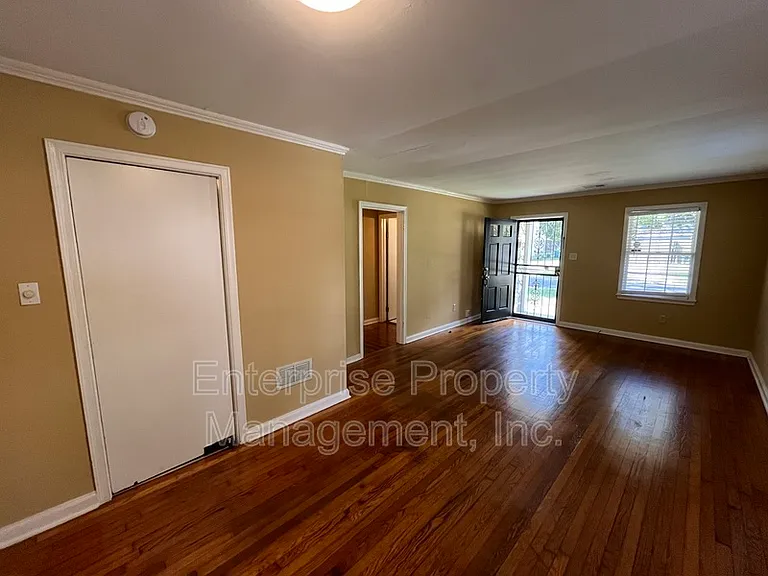 792 Saint Nick Dr — Photo 7