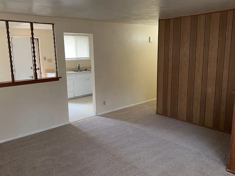 3206 N Hancock Ave — Photo 5