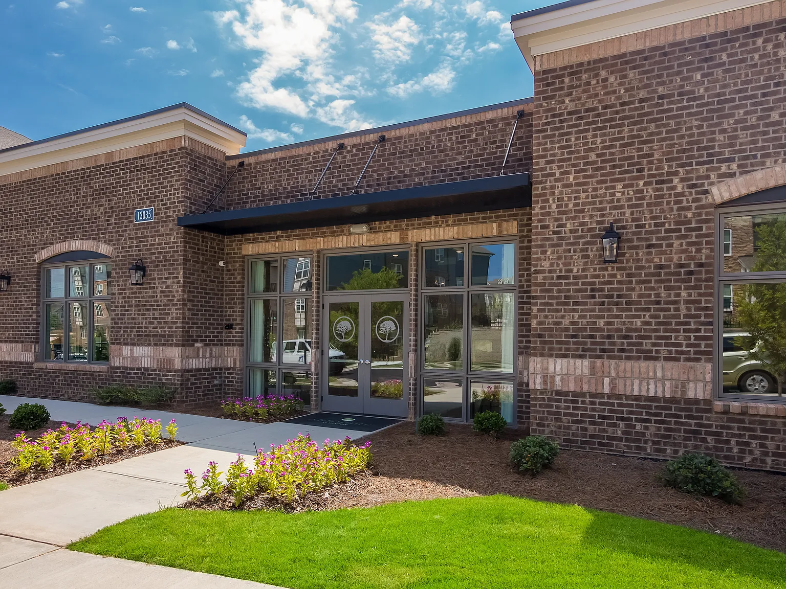 Aventine Huntersville — Photo 1