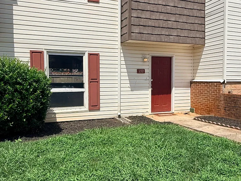 7940 Shady Oak Trl #222 — Photo 1