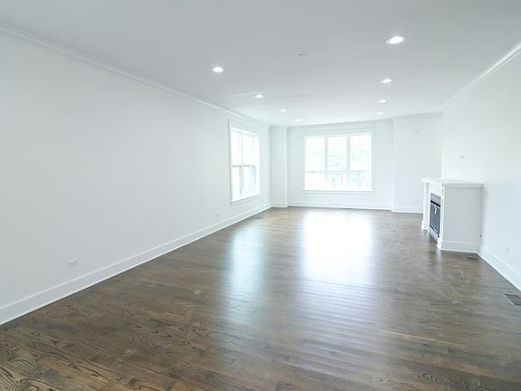 5th image of 8130 Lincoln Ave