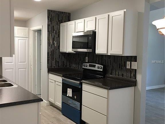 3rd image of 1153 Northcrest Dr