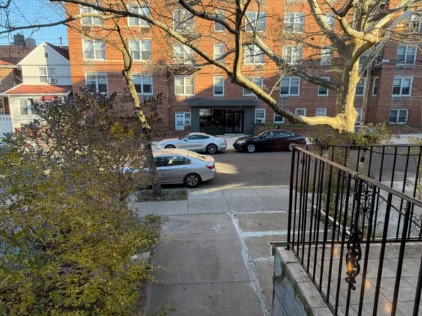 64-47 Austin Street image 12 of 21