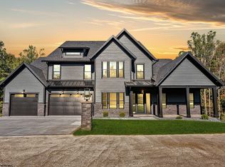 178 Bo Dr, Morgantown, WV 26508