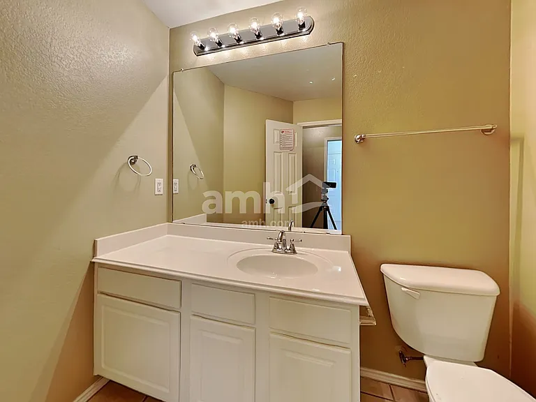 6732 Chalk River Dr — Photo 17