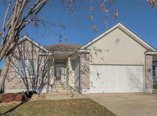 4832 SW Soldier Dr, Lees Summit, MO 64082