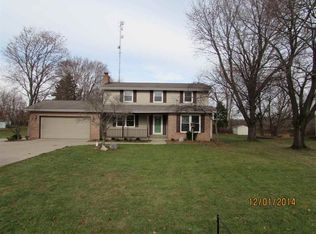 19935 Meadow Ridge Dr, Goshen, IN 46526