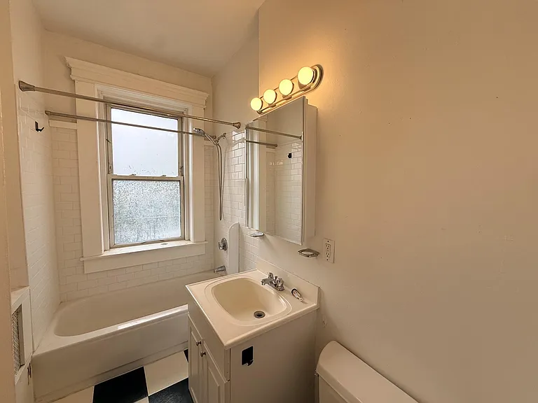 72 Kirkland St #31 — Photo 7