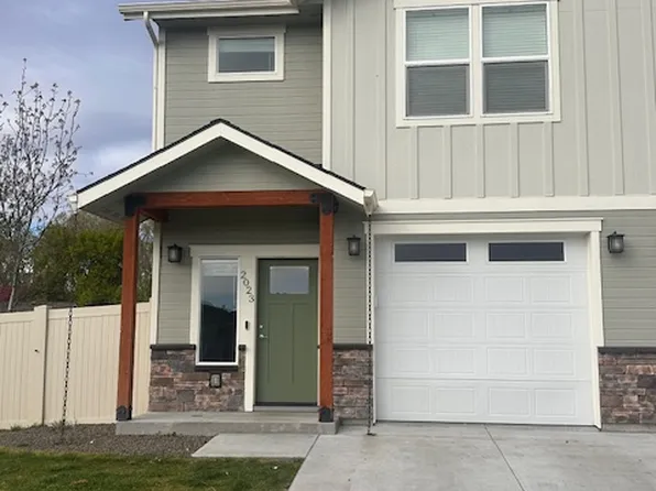 2023 Copper Creek Dr, Fruitland, ID 83619