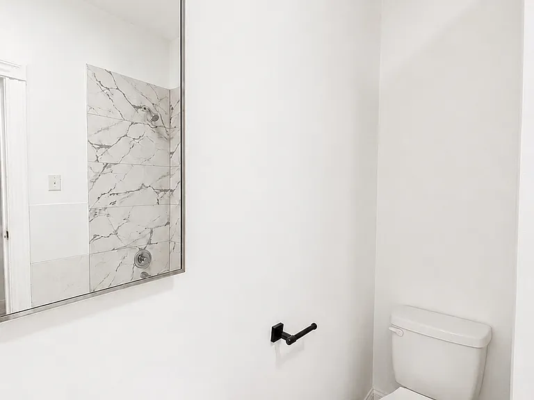 160 Ellis Ave #2 — Photo 10