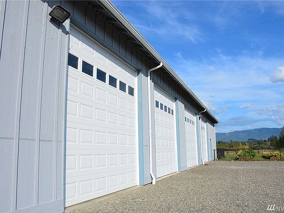 4th image of 41938 236th Ave SE