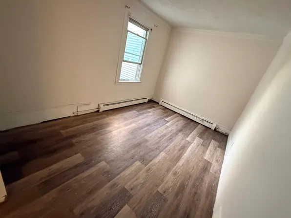 379 Straight St Floor 2, Paterson, NJ 07501