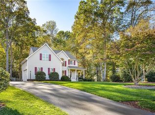 11749 Sanbury Ln, Midlothian, VA 23114