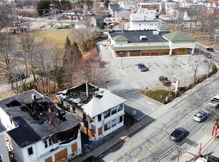 534 Charles St, Providence, RI 02904