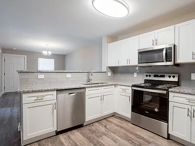 Alexander Station Apartment Homes