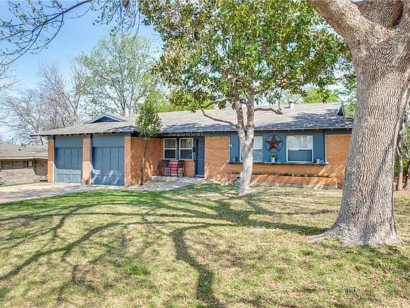 2nd image of 5228 Trail Lake Dr