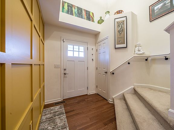 3rd image of 9886 Cedar Cove Ln