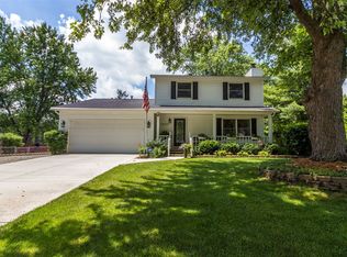 1030 Stonehenge Rd, Flint, MI 48532