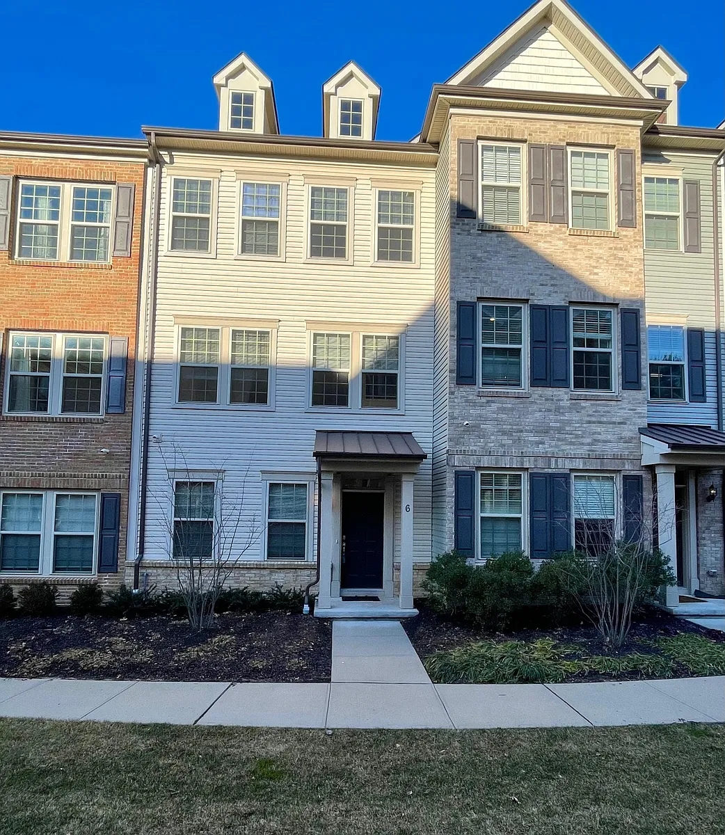 Building Photo - 6 Ambrosia Ct #6