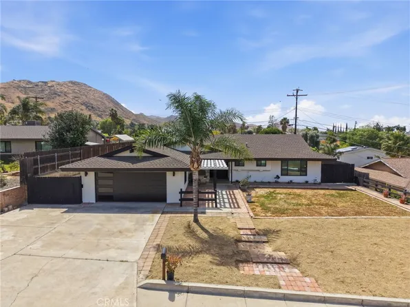 22783 Brentwood St, Grand Terrace, CA 92313