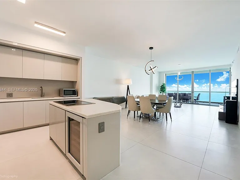 18975 Collins Ave #5103 — Photo 4