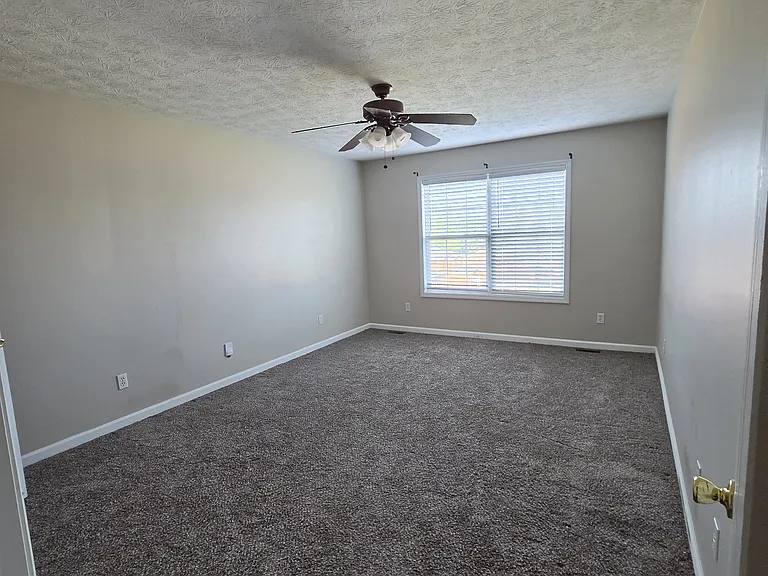 1057 Blackwell Ct #2 — Photo 10