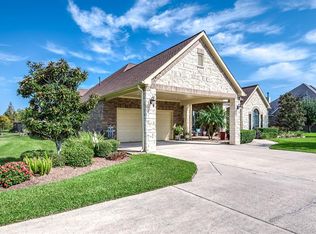 6303 Redfish Reef Dr, Beach City, TX 77523