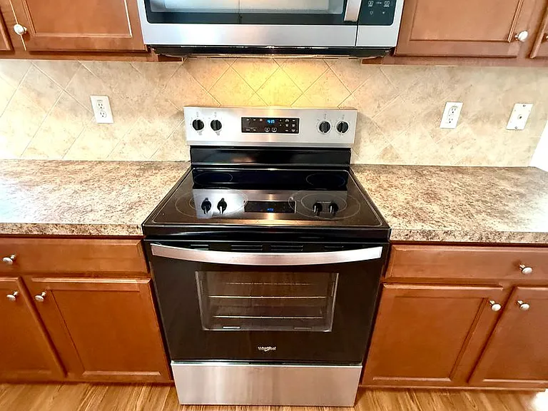 2513 Hunting Bow Dr — Photo 18