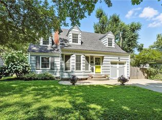 6826 Fontana St, Prairie Village, KS 66208