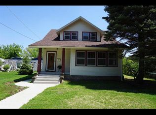 2113 Latham St, Rockford, IL 61103