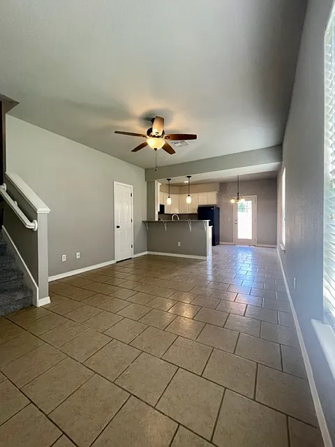 2103 Azlin Pl - A — Photo 3