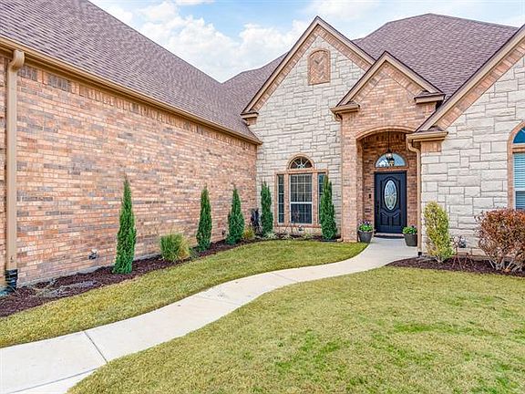 3rd image of 4701 Ladigo Ln