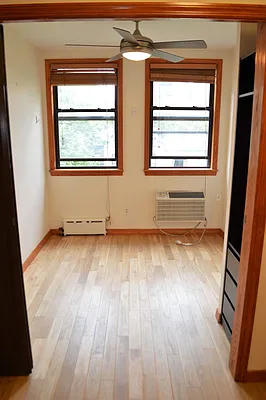 Rented by OvCo Realty | media 21