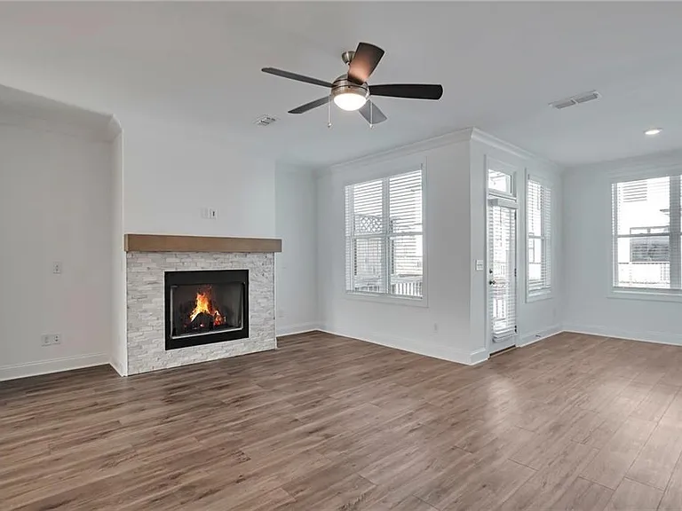 1115 Larkin Dr — Photo 9