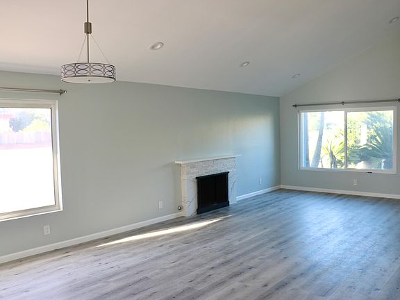 5th image of 13250 Carolee Ave