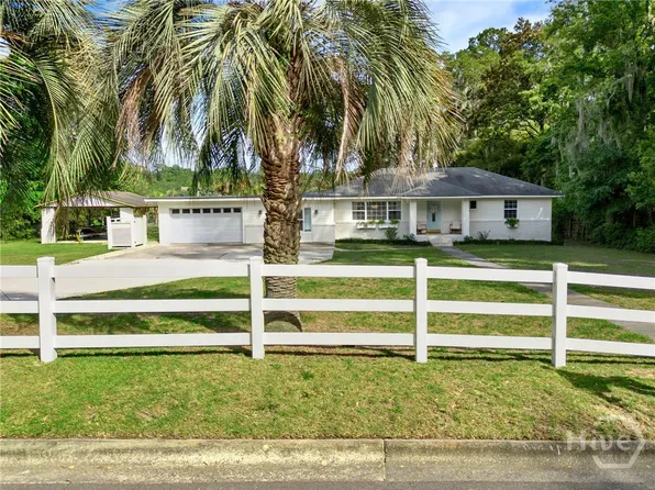 8720 Rivers End Drive, Savannah, GA 31406