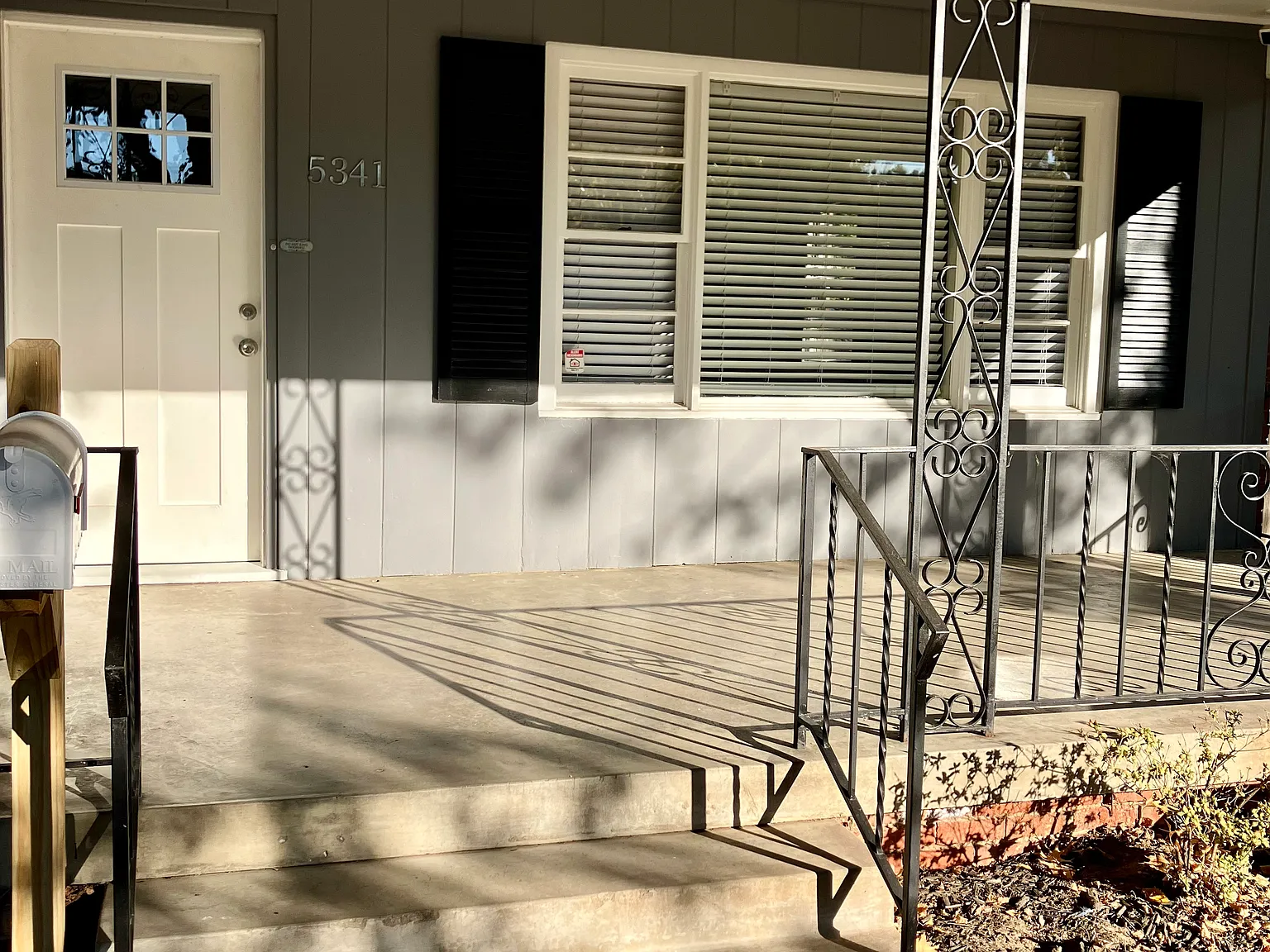 3 bed, 1.5 bath, 1765 sqft, $1,800 — Photo 2