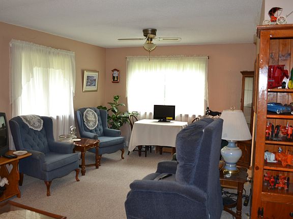 4th image of 24026 Turner Lake Dr