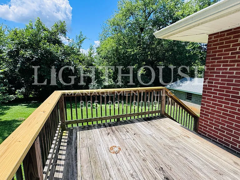 2152 Dandridge Avenue — Photo 11